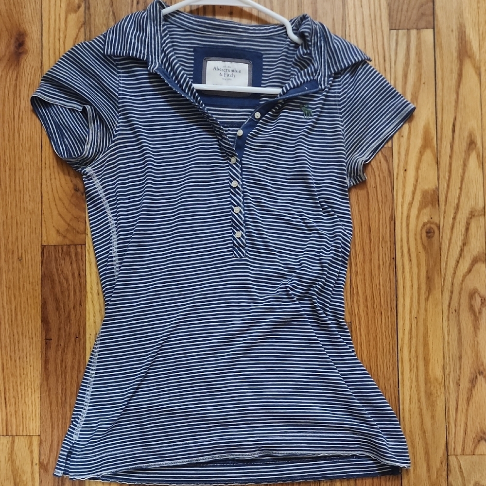 Abercrombie & Fitch Navy and White Striped Button Down Shirt